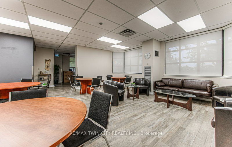  305 - 150 Queen St S Kitchener, N2G 4T7 | Image 5