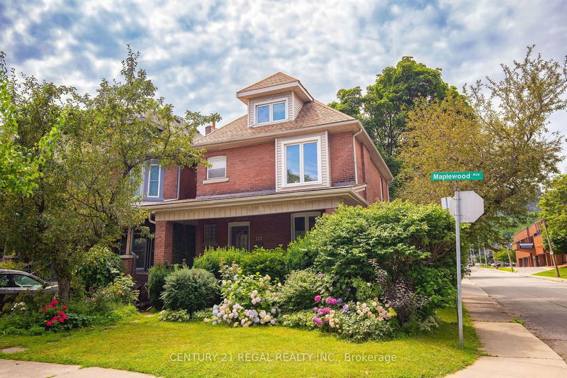 112 Maplewood Ave  Hamilton, L8M 1X2 | Image 2