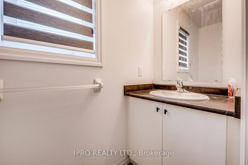 11 Shedrow Pl  Kitchener, N2R 1R2 | Image 9