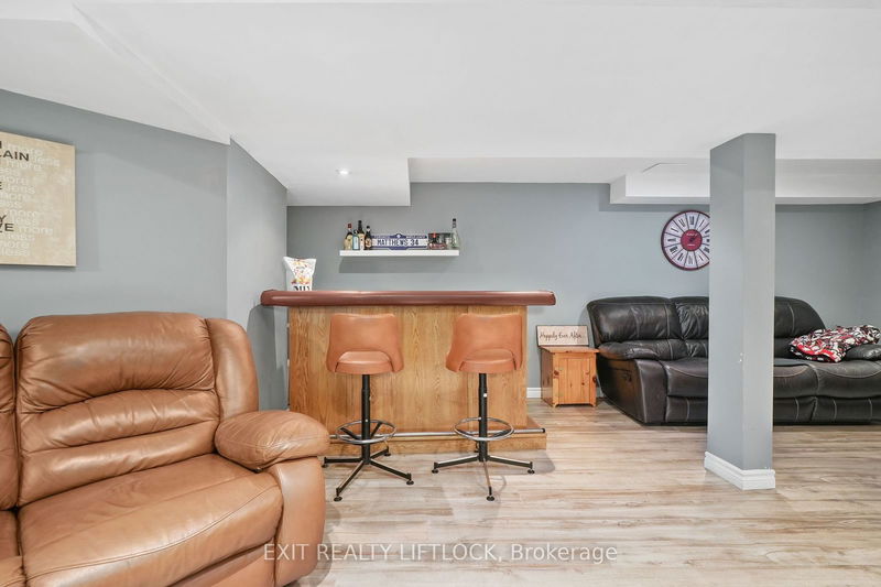 1357 Hetherington Dr  Peterborough, K9L 1X5 | Image 34