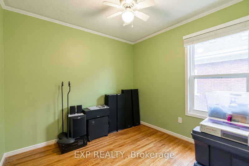 4584 Sixth Ave  Niagara Falls, L2E 4T3 | Image 17