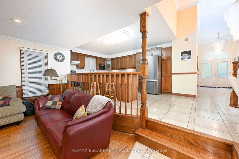 7 Osgoode Crt  Hamilton, L8W 3C5 | Image 22