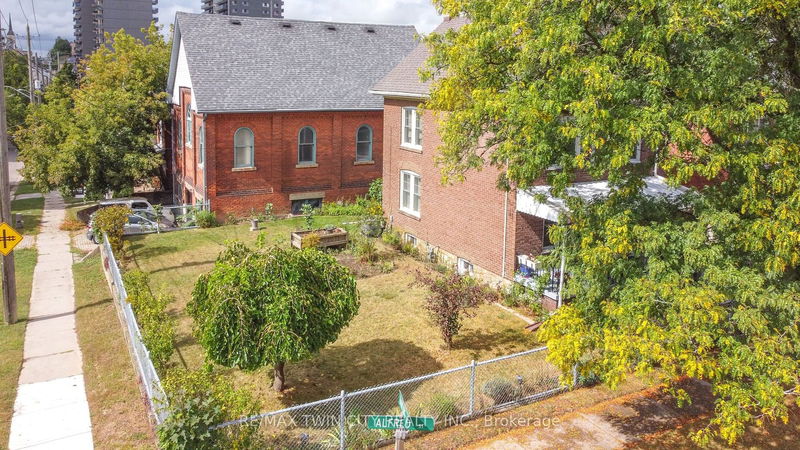 120 Alfred St  Brantford, N3S 5G5 | Image 38