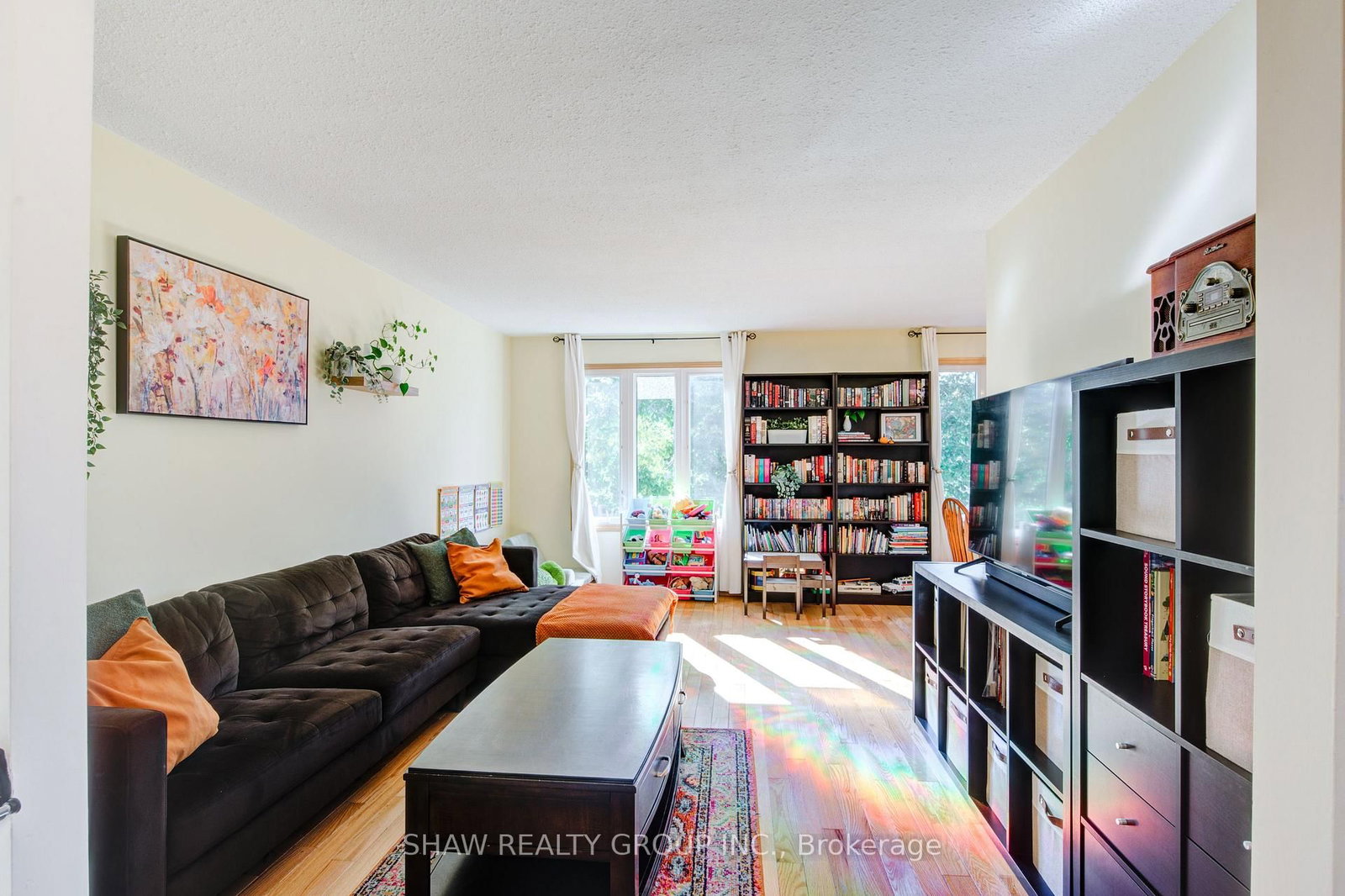 Listing Image 7