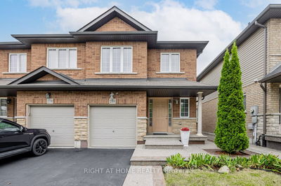 208 Pelech Cres  Hamilton, L0R 1P0 | Image 1