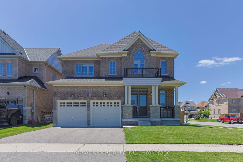 home for sale on 901 Edinburgh Drive