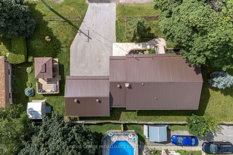 8 Parkdale Dr  Belleville, K8P 2P2 | Image 2