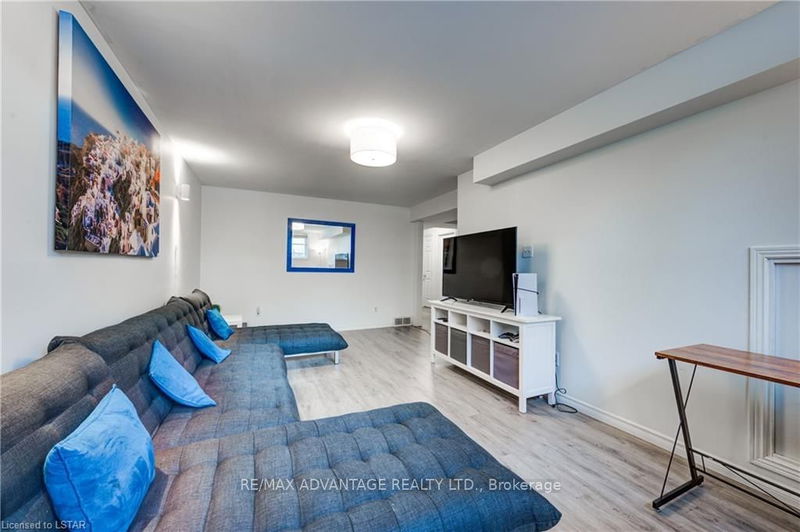 58 Sunrise Cres  London, N5V 4V5 | Image 23