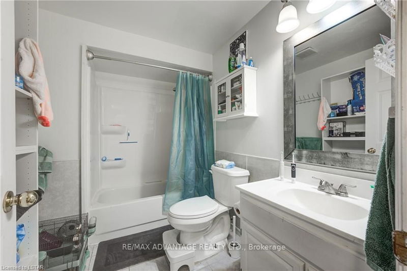 58 Sunrise Cres  London, N5V 4V5 | Image 31