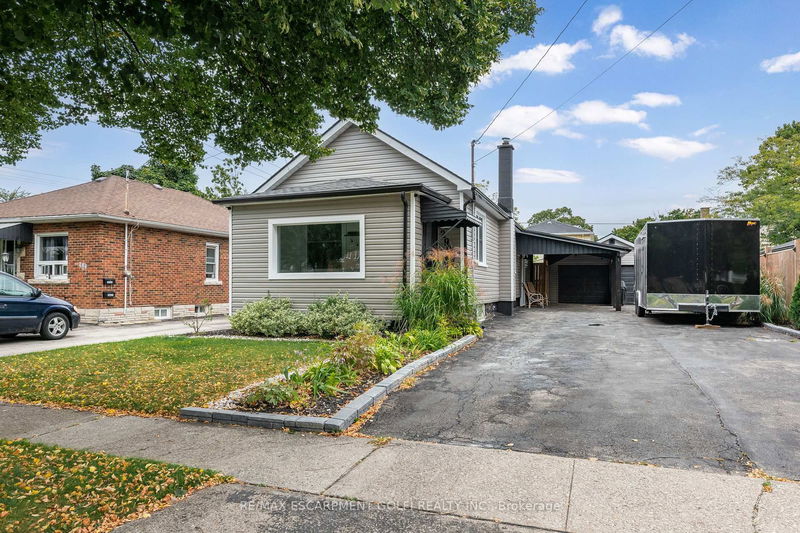home for sale on 290 MCALPINE Avenue S