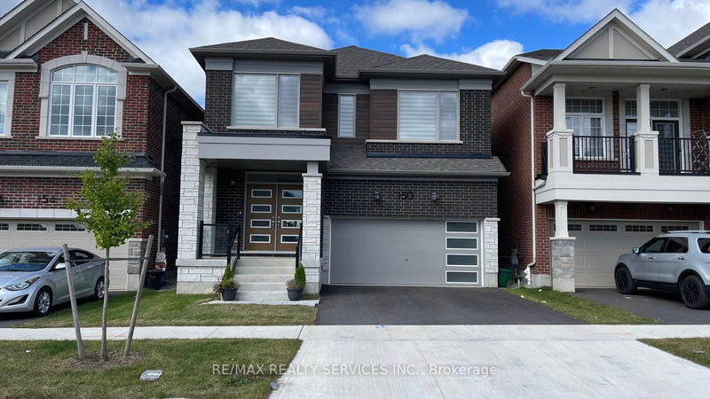 home for lease on 150 Forestwalk Street N