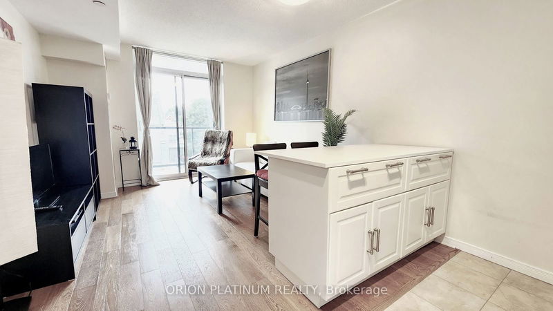  403 - 121 Queen St  Kingston, K7K 0G6 | Image 11