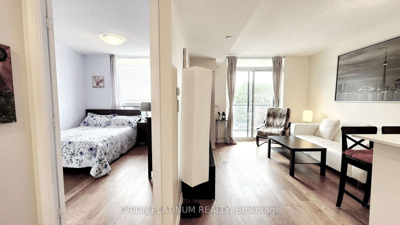  403 - 121 Queen St  Kingston, K7K 0G6 | Image 17