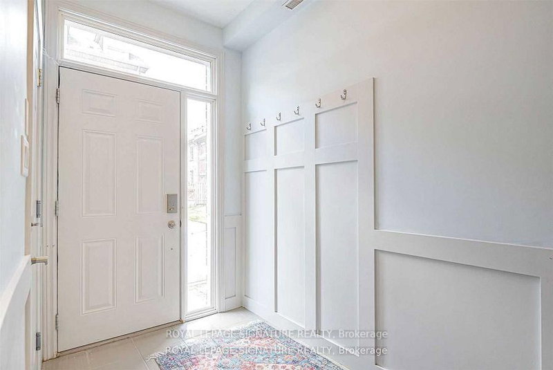 Upper - 16 Whitehaven Lane, Kitchener, N2H 0B3 | Image 2