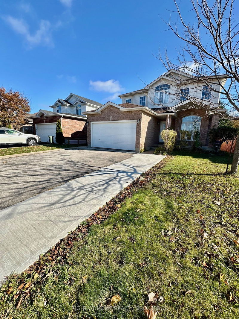 home for lease on Upper-78 Clairfields Drive W
