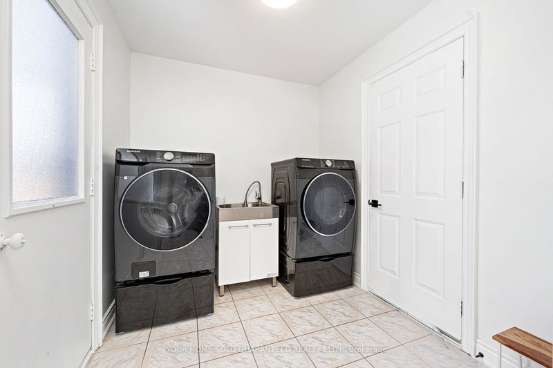 385 Kerman Ave  Grimsby, L3M 5C4 | Image 11