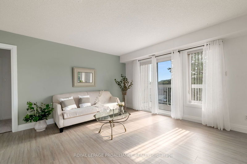  321 - 8 Talbot St  Prince Edward County, K0K 2T0 | Image 5