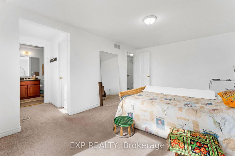 660 White Elm Blvd  Waterloo, N2V 2M3 | Image 24