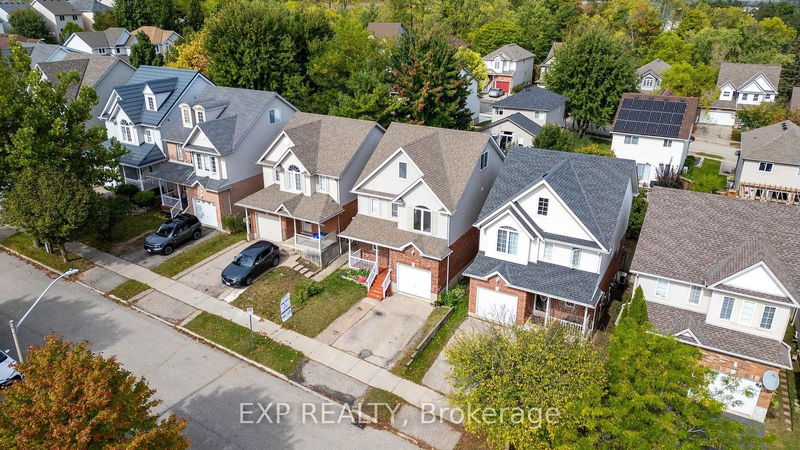 660 White Elm Blvd  Waterloo, N2V 2M3 | Image 3