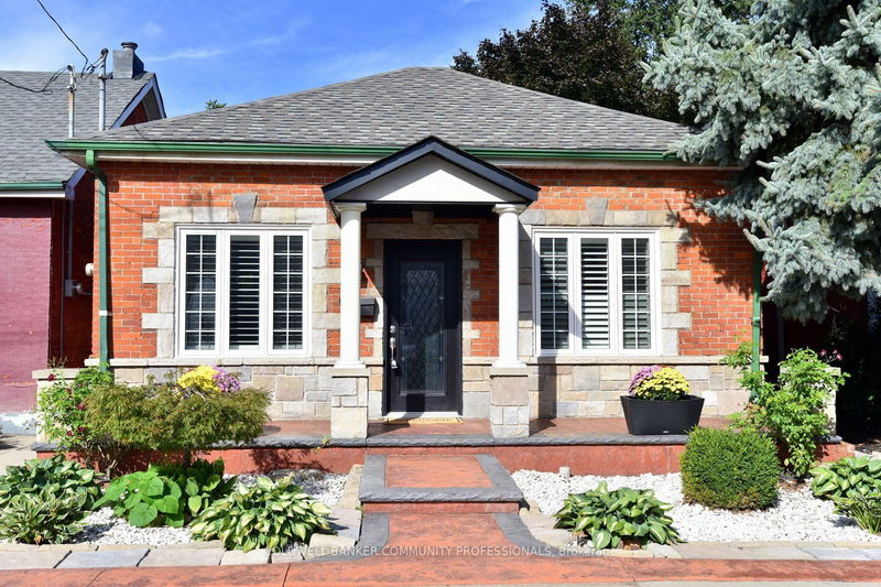 home for sale on 189 East Avenue N
