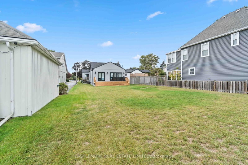 599 Beach Blvd  Hamilton, L8H 6X8 | Image 36