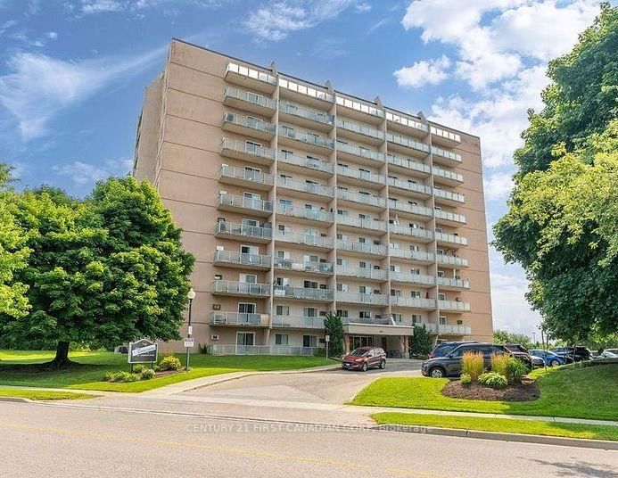 home for lease on 1004-583 Mornington Avenue