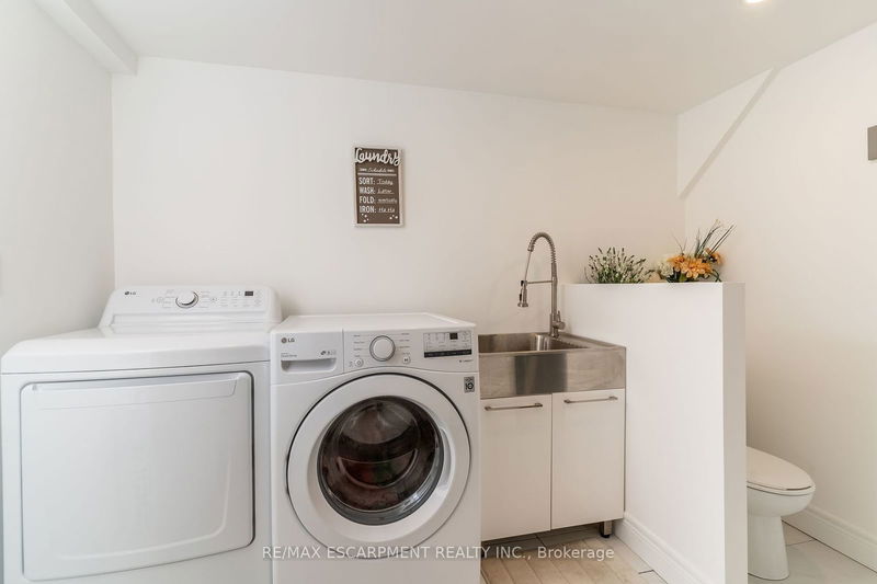 59 REGENT Ave  Hamilton, L9G 1T1 | Image 25