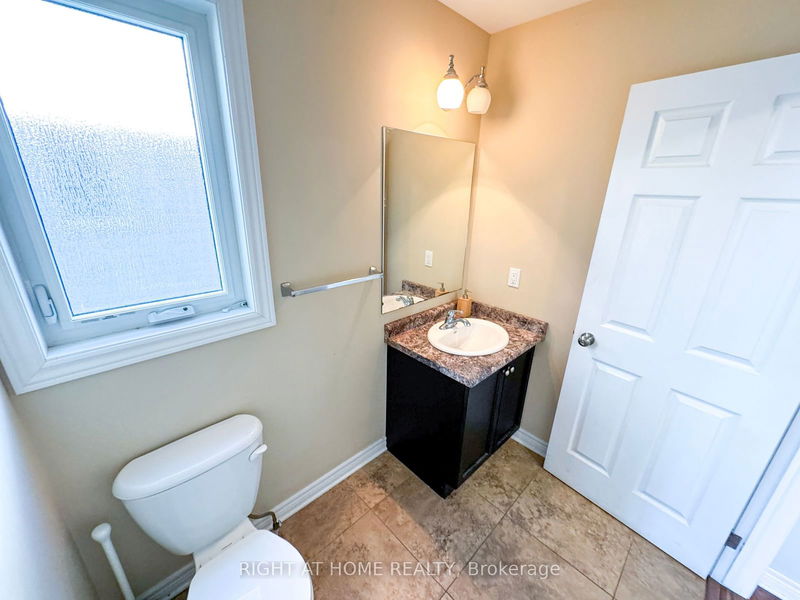 318 First Ave  Welland, L3C 1Y8 | Image 17