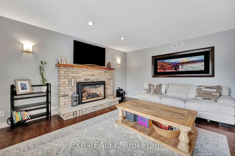 53 Rolling Acres Dr  Kitchener, N2A 3X1 | Image 11