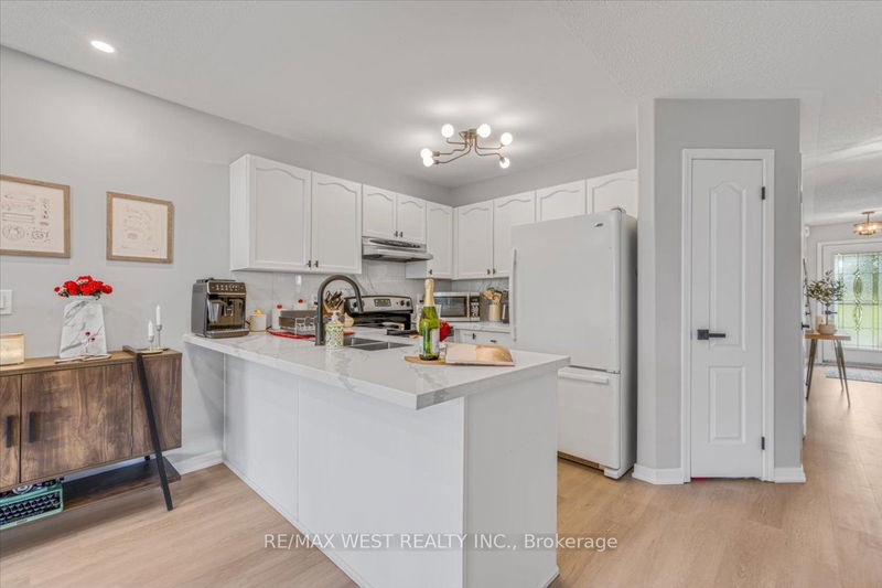 333 Spillsbury Dr  Peterborough, K9K 2N6 | Image 12