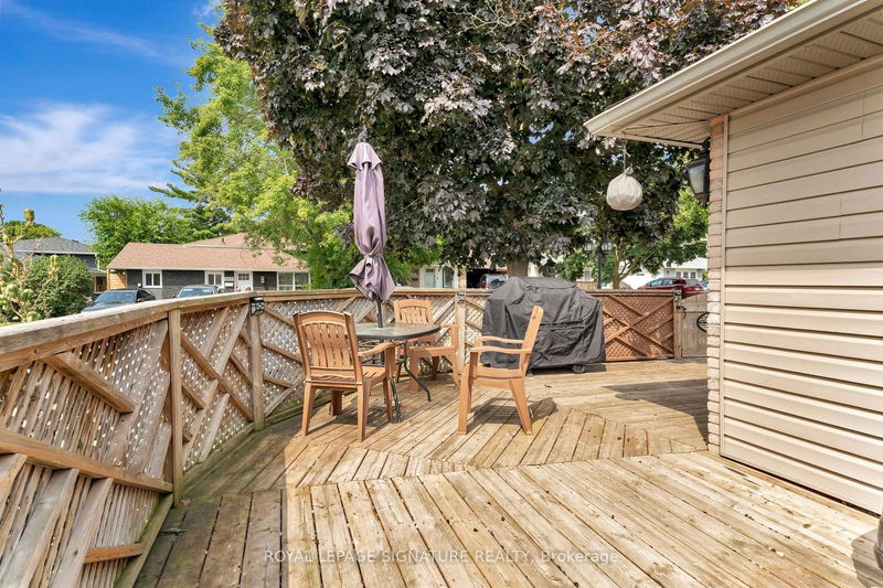 526 Pinetree Cres  Cambridge, N3H 4Z3 | Image 24