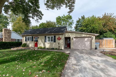 243 Centre St E Strathroy-Caradoc, N7G 1T3 | Image 1