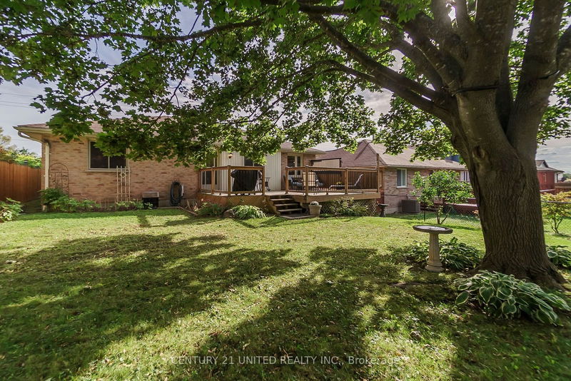 1926 Cherryhill Rd  Peterborough, K9K 1Z6 | Image 32