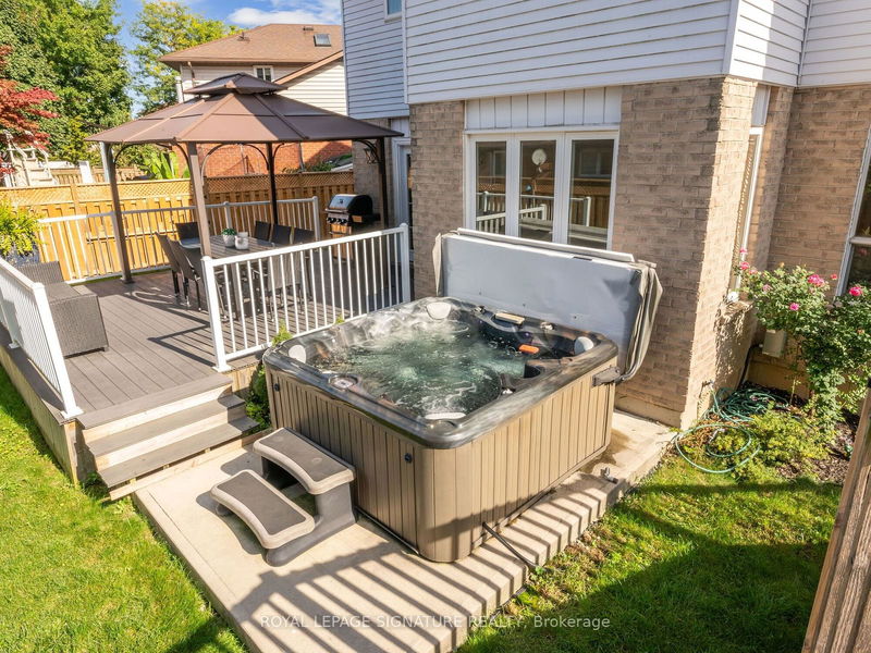 3 Borodino Crt  Hamilton, L9B 2E8 | Image 33