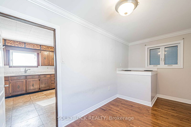 205 Ivon Ave  Hamilton, L8H 5S9 | Image 11