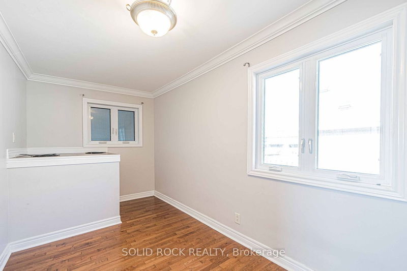 205 Ivon Ave  Hamilton, L8H 5S9 | Image 12