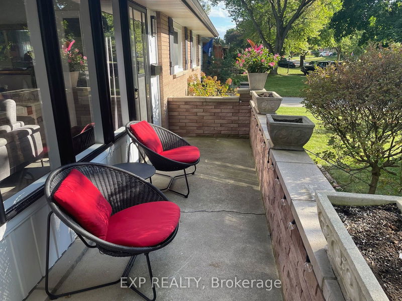 601 Ridgewood Cres  London, N6J 3J1 | Image 2