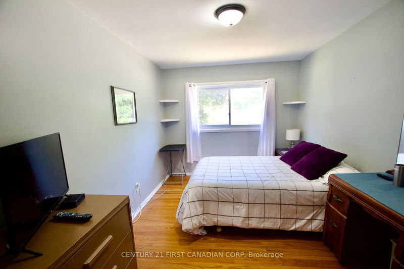 1081 Senate Crt  Sarnia, N7S 2C9 | Image 16