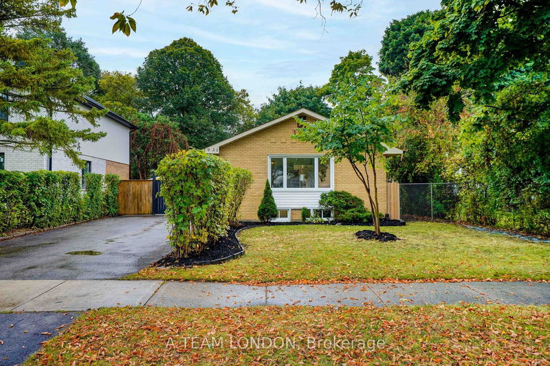 home for sale on 1931 Wavell Street