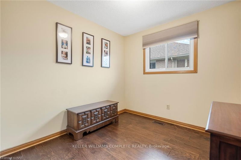 112 Larchwood Circ  Welland, L3C 6T3 | Image 18