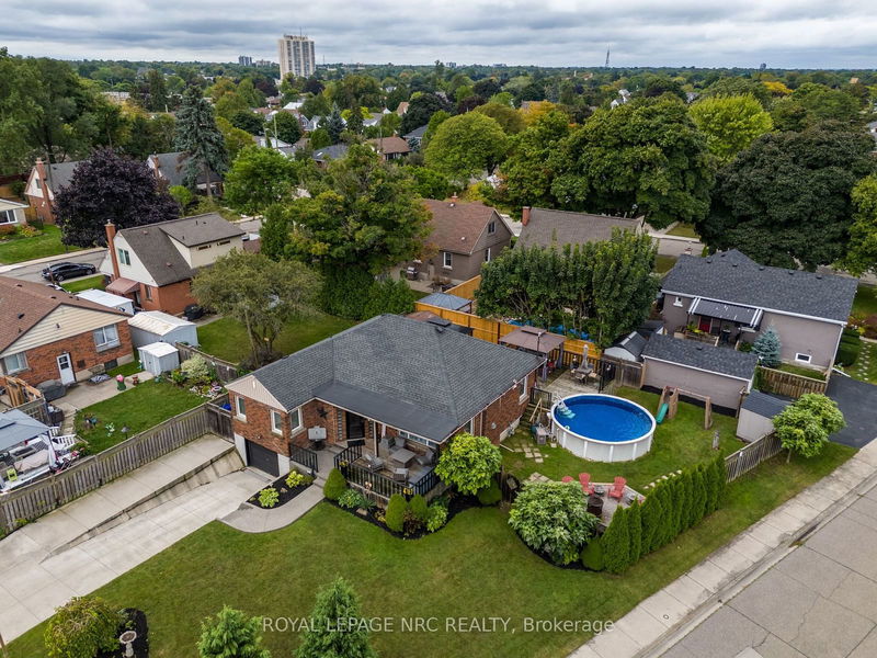 18 Irving Pl  Hamilton, L8T 3R3 | Image 3