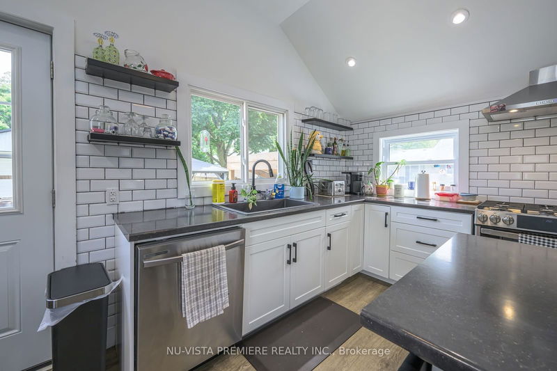 256 Pearl St  North Middlesex, N0M 2K0 | Image 5