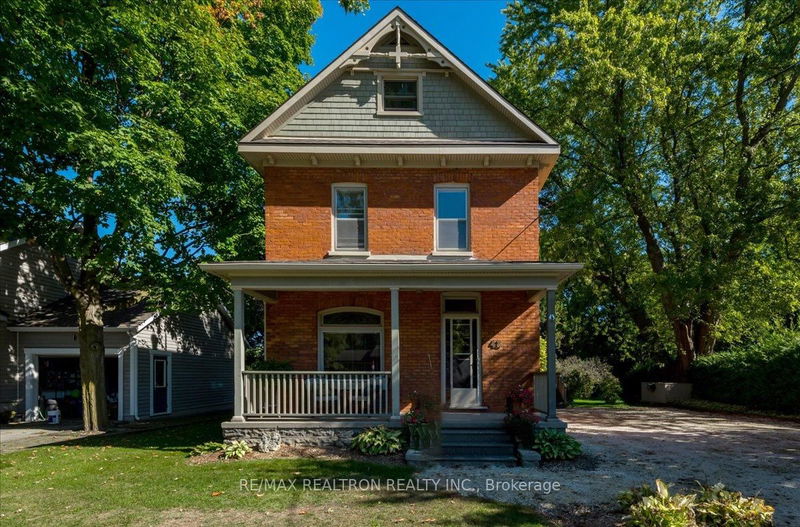 home for sale on 48 Napier Street E