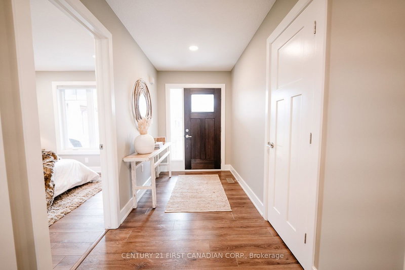 21 HAMILTON St, North Middlesex, N0M 1A0 | Image 3