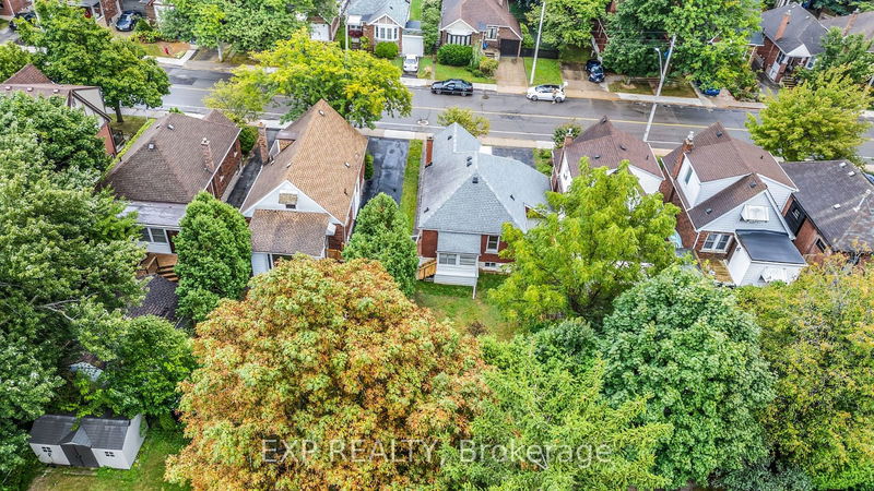 139 Longwood Rd N Hamilton, L8S 3V8 | Image 30