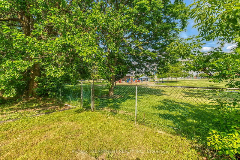 21 Weir St S Hamilton, L8K 3A3 | Image 33