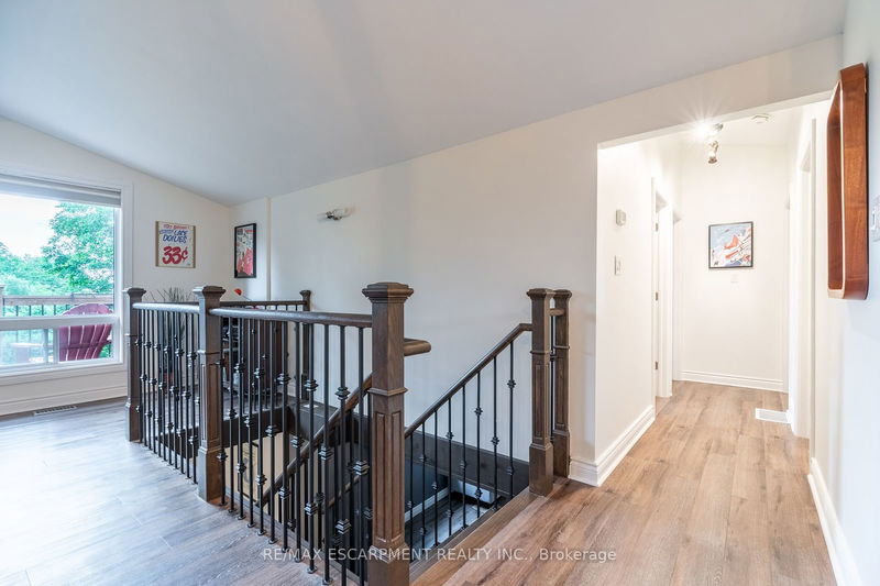 8 Laela Cres  Mulmur, L9V 2V7 | Image 18