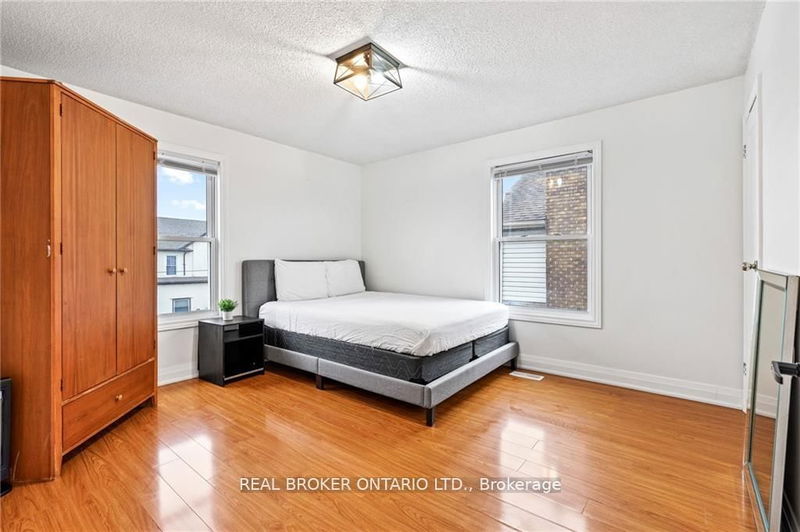 5317 Third Ave  Niagara Falls, L2E 4M6 | Image 24