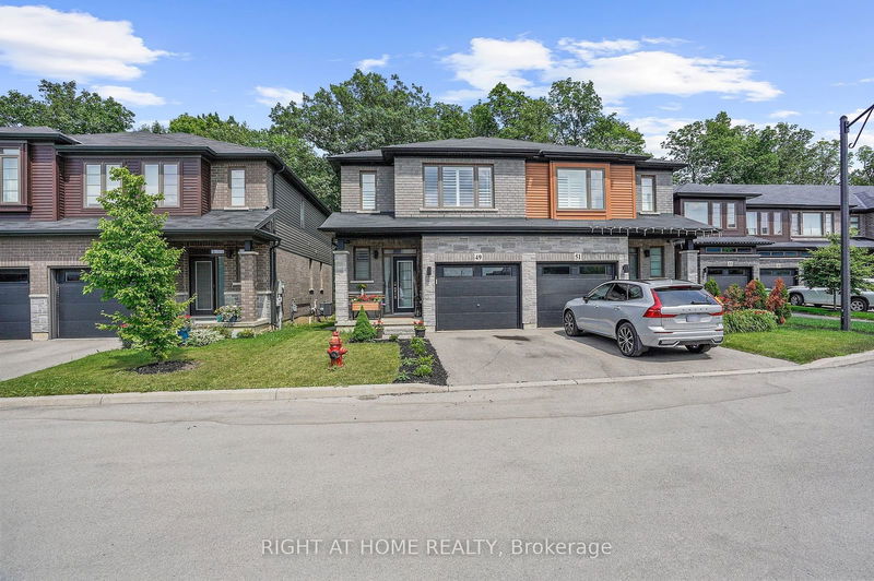 49 Burley Lane  Hamilton, L9G 0G5 | Image 1