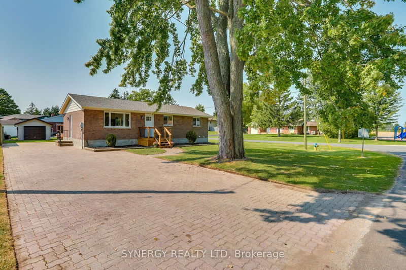 32 Clark St, Strathroy-Caradoc - Melbourne image-0-0